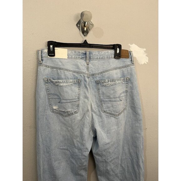 American Eagle Mom Straight Jean Blue Daylight Size 10 /30W Distressed Legs - Picture 8 of 16